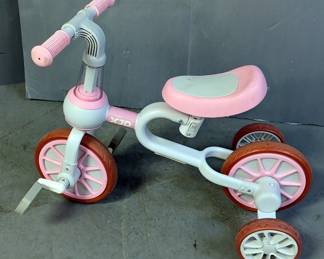 XJD Girls Trike 24" x 20"