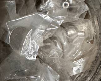 Cabinet hardware: knobs, unused.