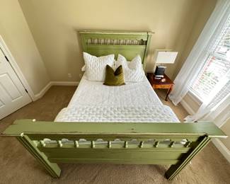 Distressed wood bed, green