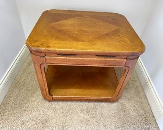 Oak end table