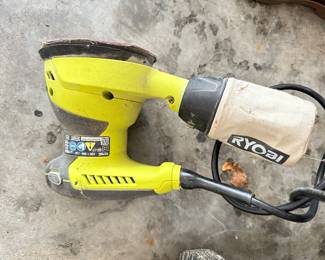 RYOBI sander