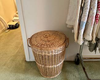 Basket/Hamper