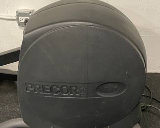 Precor Elliptical Trainer. Model EFX5.21si. Photo 2 of 3.