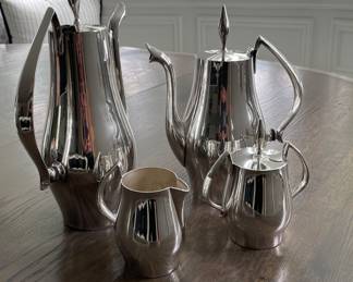 Wallace Cosmopolitan Silver Plate Coffee & Tea Set. Photo 1 of 2.