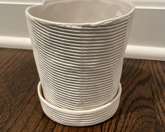 Brand New Chalet Sourced Faux Bois Pot with Under Plate.