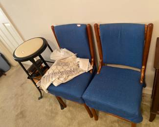 pair nice side chairs