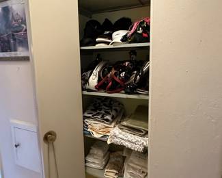 Purses, boots-size 6