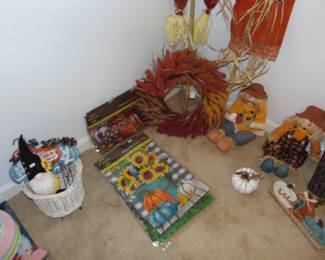 SCARECROWS & MAT SOLD