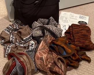 Women’s accessories