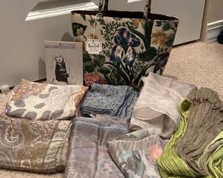 Women’s accessories