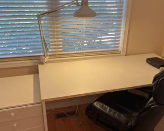 Desk and accessories 