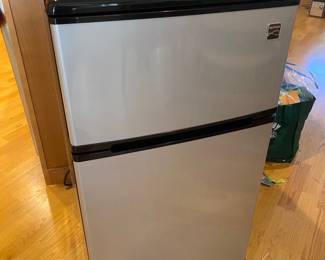 Fridge freezer