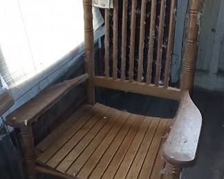 cracker barrel chair, with tag