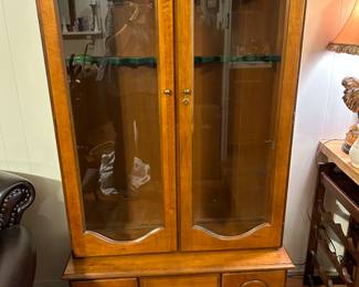 Gun cabinet 