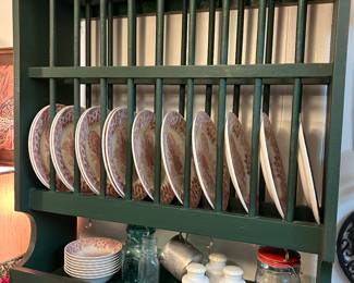 Wooden plate rack