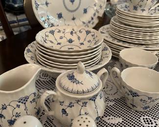 Vintage Myott Finlandia Staffordshire Blue & White
