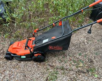 Black and Decker electric lawn mower