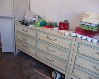 Vintage dresser