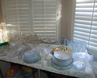 Miscellaneous glassware