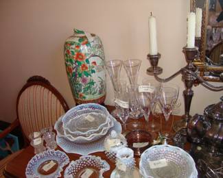 Fenton bowls and porcelain urn