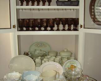 Miscellaneous glassware