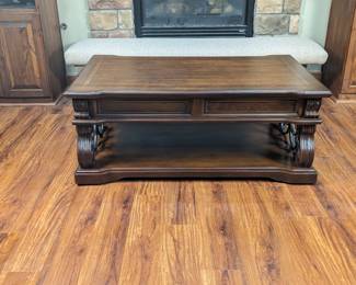 Ashley Designs Alymere Lift-Top Cocktail Coffee Table