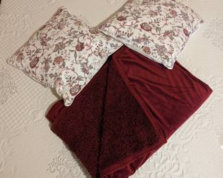82x58" Plush Sherpa Backed Maroon Throw Blanket and 18" Pillows Set