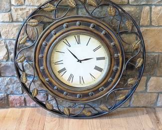 DecMode Brown Metal Leaf Wall Clock with Scrolled Vines 35.25d