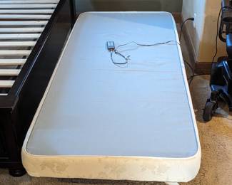 Craftmatic Electric Adjustable Twin Bed With Remote 37w 84d 15.5h