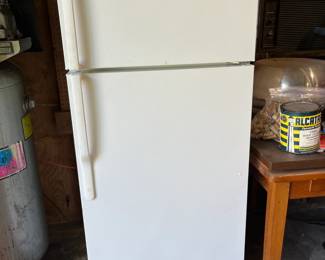Small working GE Refridgerator