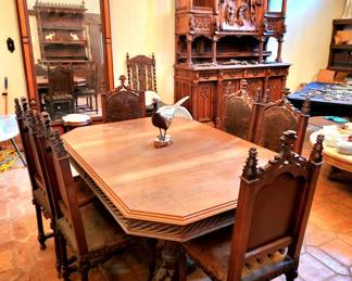 Dining table and chairs that match the other great antique pieces