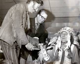 Joe and the last survivor of the Battle of the Little Big Horn "Custers Last Stand"  Dewey Beard.