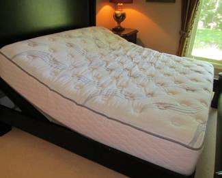 Sealy Ease adjustable king platform