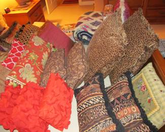 Many decor pillows
