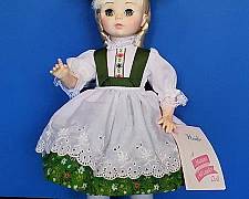 Heidi (#1580) by Madame Alexander (13"