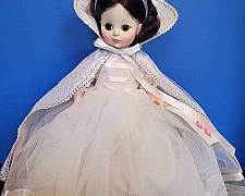 Snow White (#1555) by Madame Alexander (14")