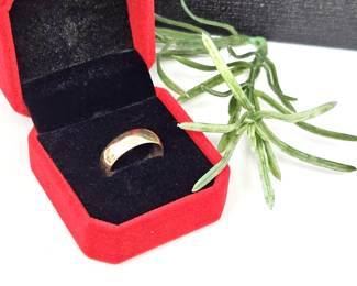 14k Yellow Gold Wedding Band Stamped 14KP (Plum) - Band Width 6mm - Weight 4.8g - Ring Size 8 3/4