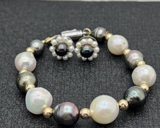 Black and White Cultured Freshwater Pearl and 14K Gold Set -Bracelet and Earring Combo