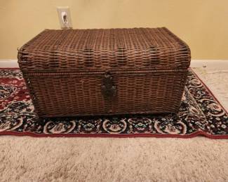 basket  chest