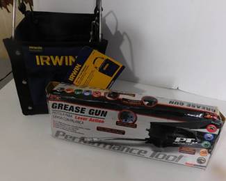 Performance Tool Grease Gun & Irwin Tool Bag