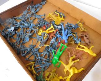 Vintage Toy Soldiers & Western Figures