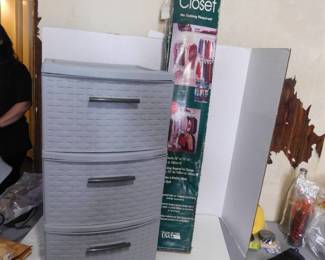 Closet Organizer & Shelving