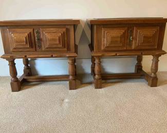 005 Espanol Link Taylor Twin Nightstands