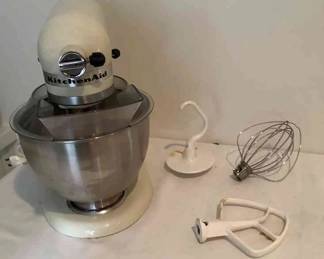 Kitchen Aid Stand Mixer 
