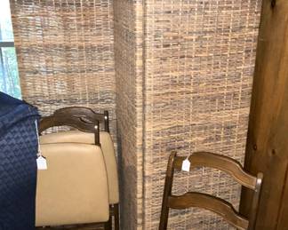 3 folding chairs; 3-panel room divider