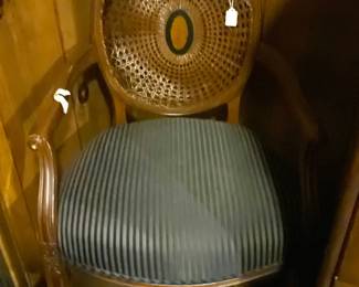 Single armchair with cane back