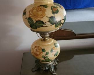 Vintage Multicolor Wild Rose Pattern Large Hurricane Table Lamp