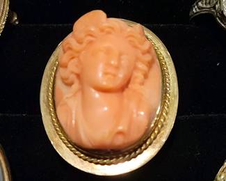Antique Cameo Ring 14k Gold (coral?)