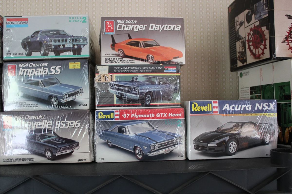 Richmond Estate Sale filled with vintage... starts on 9/16/2023