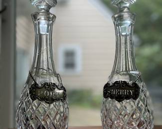 Liquor decanters
Item Location
MainFloor Living Room 